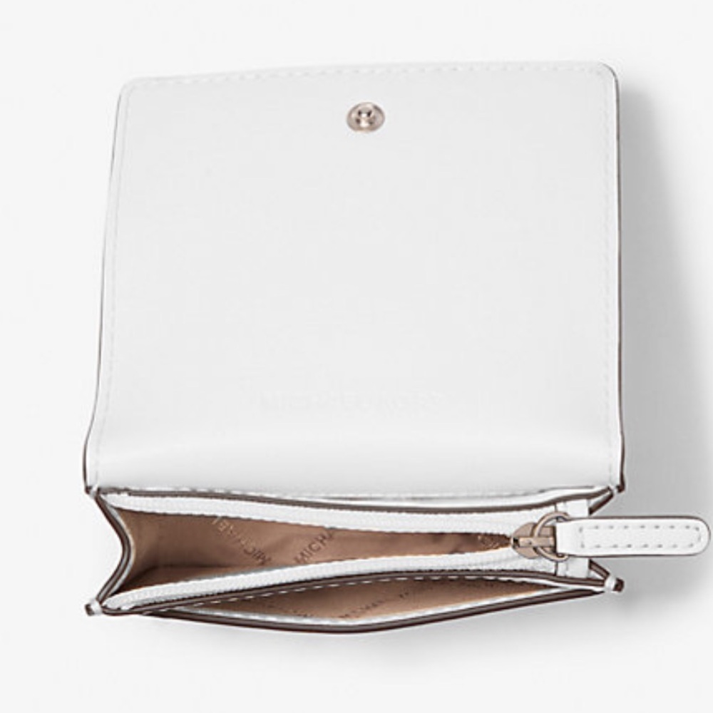 MICHAEL KORS Carson Small Pebbled Leather Wallet
Optic White 
NWT - Picture 2 of 16